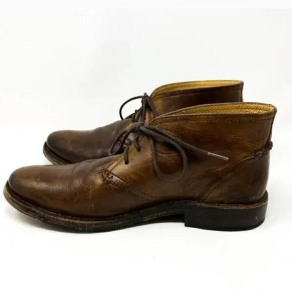 Frye James Brown Burnished Distressed Leather Chukka Boots - Size 7.5